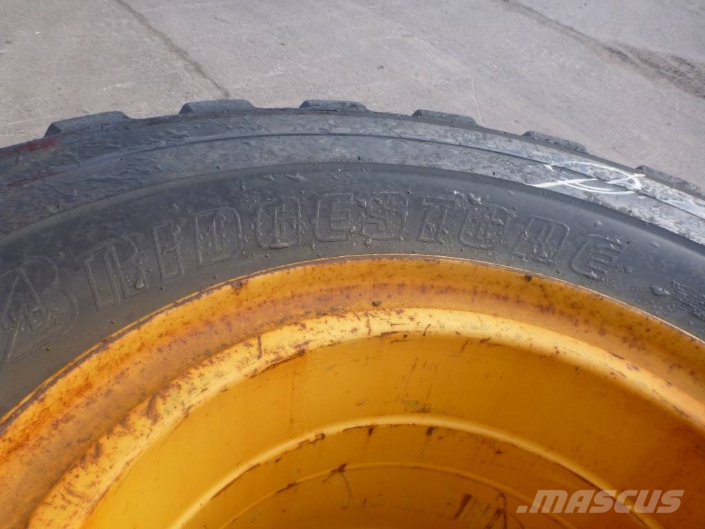 Volvo Hjul, Bridgestone 26.5R25 1st Ejes