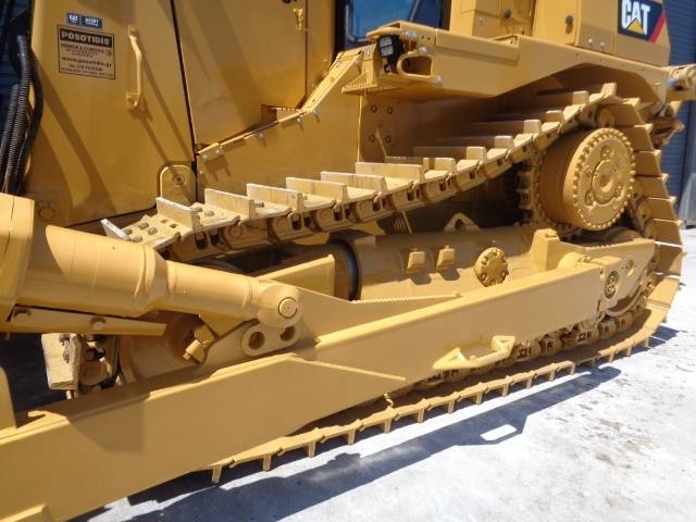 CAT D 9 T Buldožeri gusjeničari