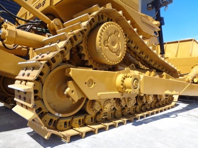 CAT D 9 T Buldožeri gusjeničari
