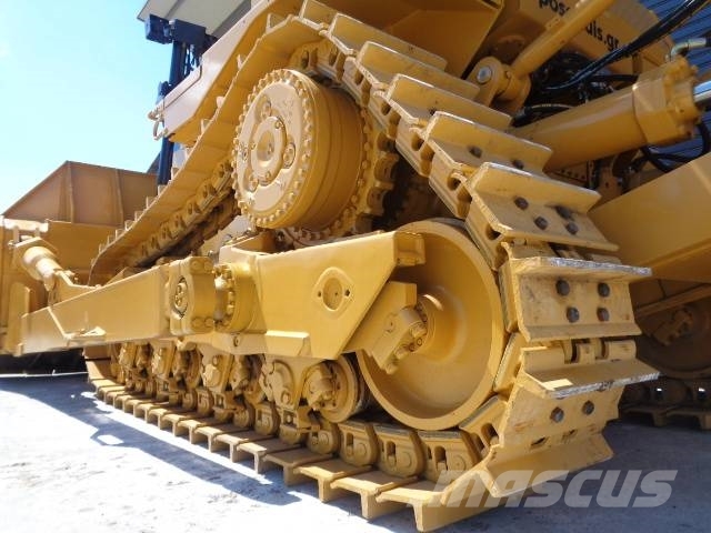 CAT D 9 T Buldožeri gusjeničari