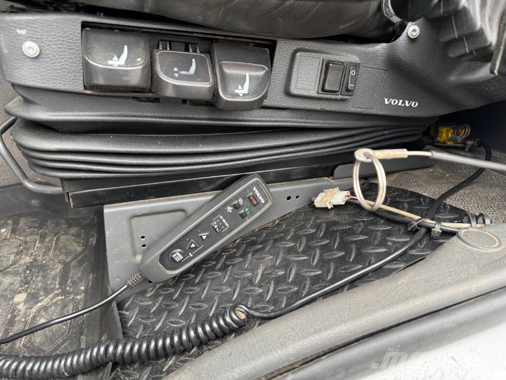 Volvo FMX 410 6x2 Koukkulava kuorma-autot