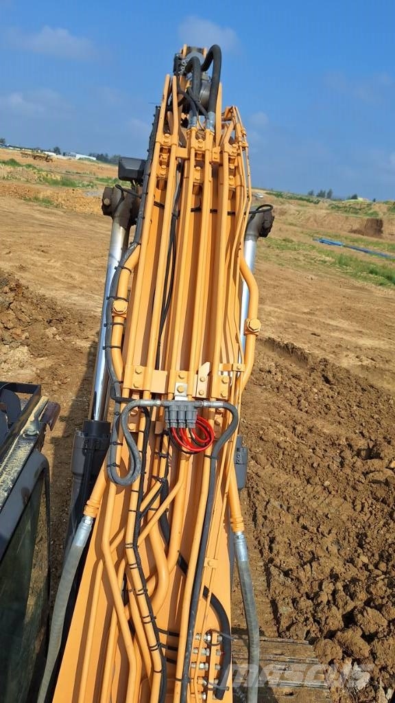 CASE CX 250D Excavadoras sobre orugas