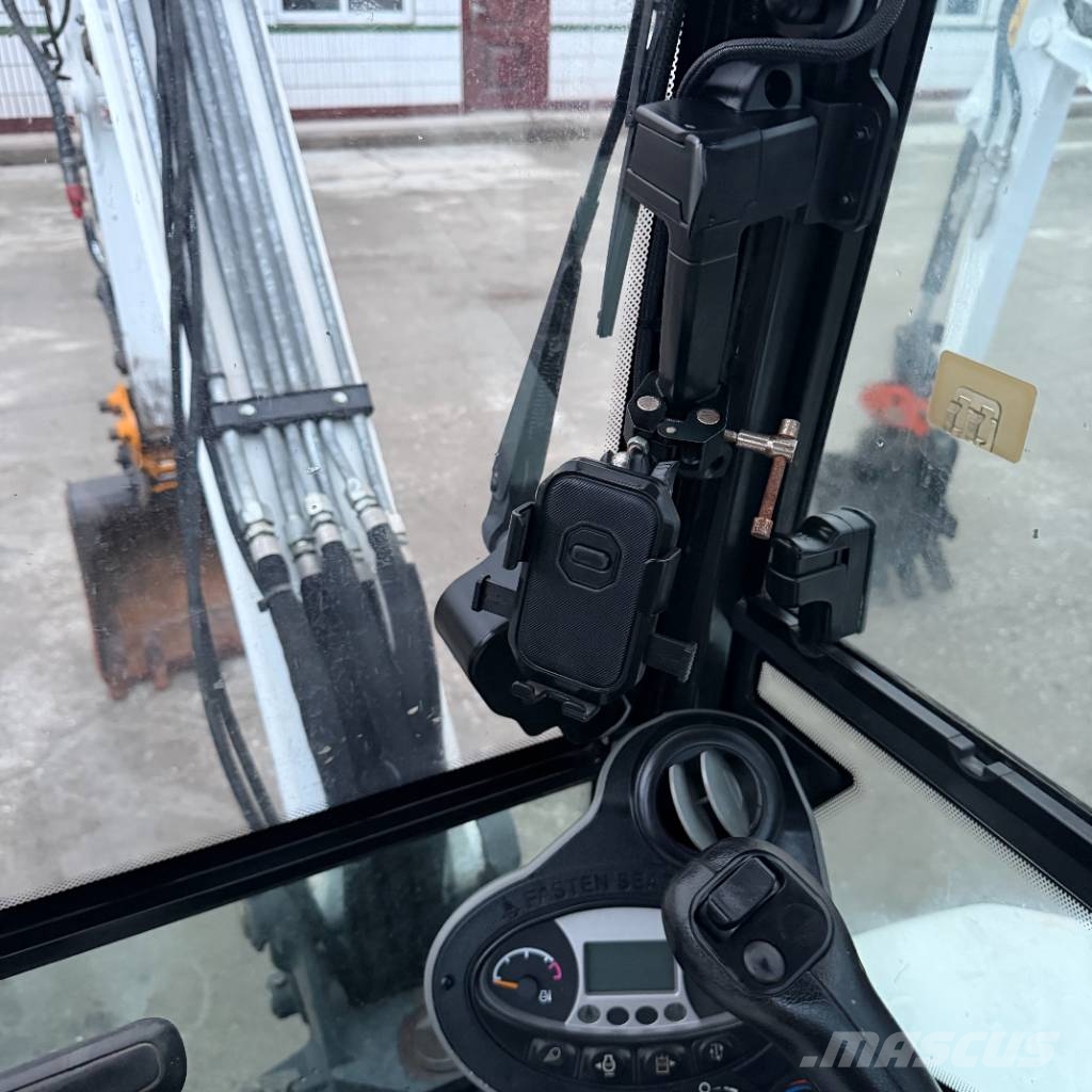 Bobcat E 35z Mini kotrók < 7t