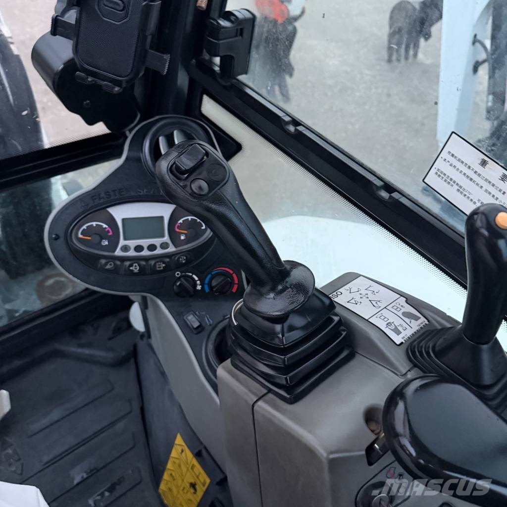 Bobcat E 35z Mini kotrók < 7t