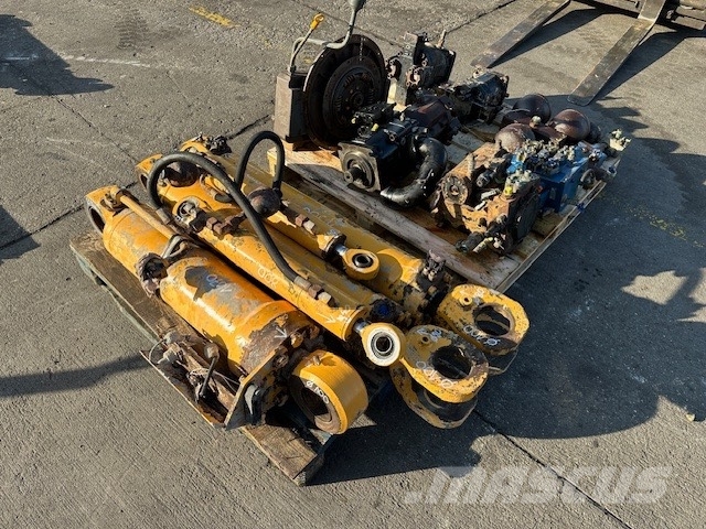 Liebherr L 564 2Plus2 SIŁOWNIKI KOMPLET Hidráulicos
