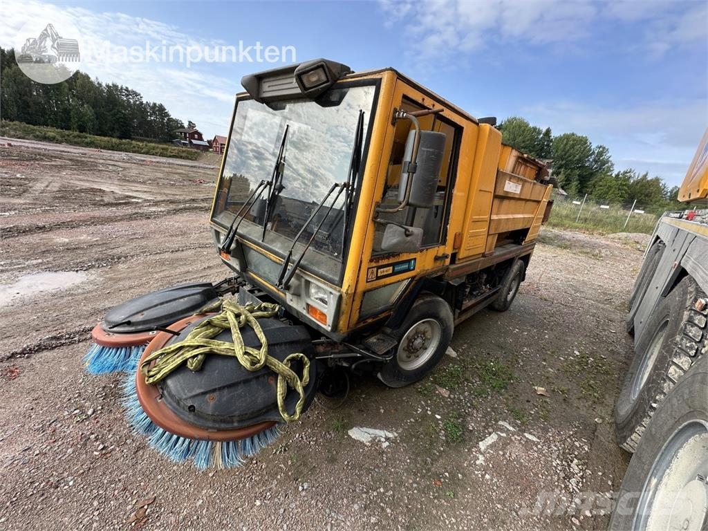 Schmidt Sopmaskin Zamiatarki - Zgarniarki - Odśnieżarki