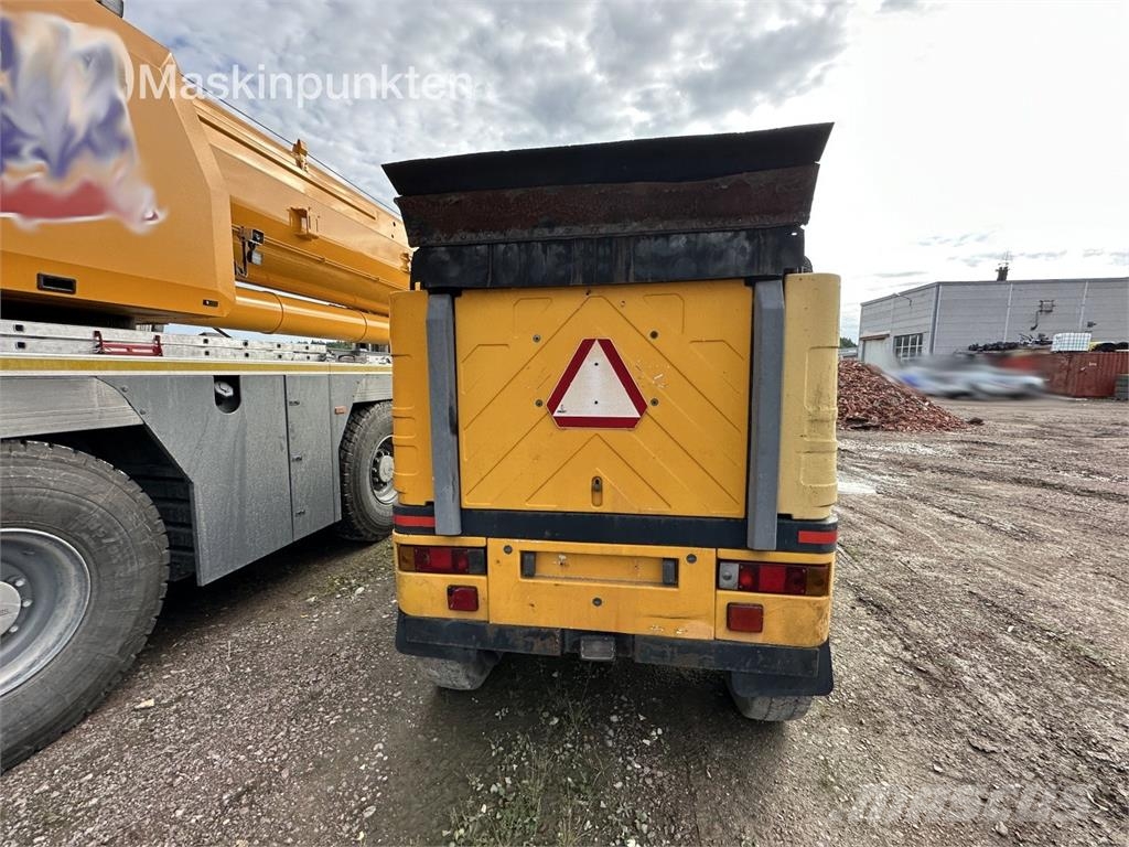 Schmidt Sopmaskin Zamiatarki - Zgarniarki - Odśnieżarki