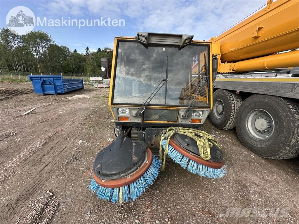 Schmidt Sopmaskin Zamiatarki - Zgarniarki - Odśnieżarki
