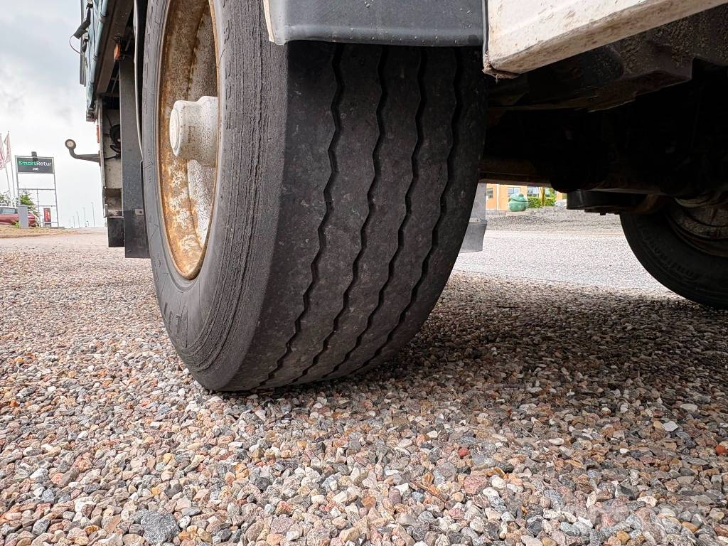 AMT 2 akslet city-gardintrailer med lift Perdeli yari çekiciler