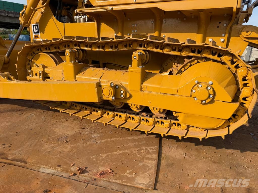 CAT D7G Crawler dozers