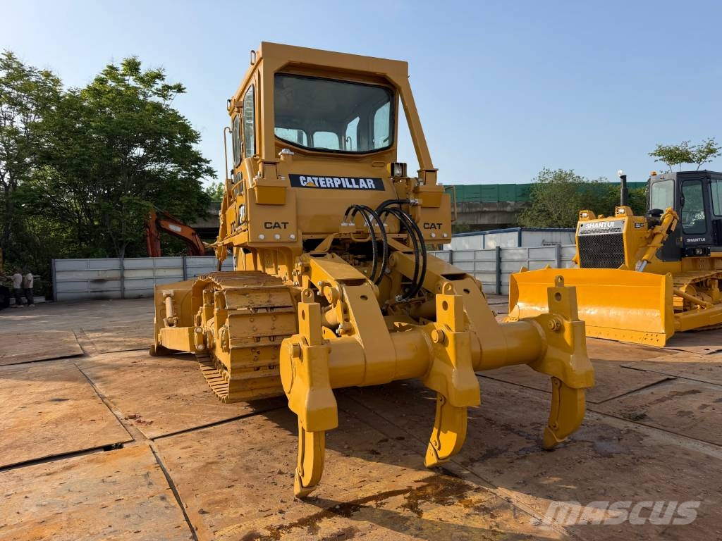 CAT D7G Crawler dozers
