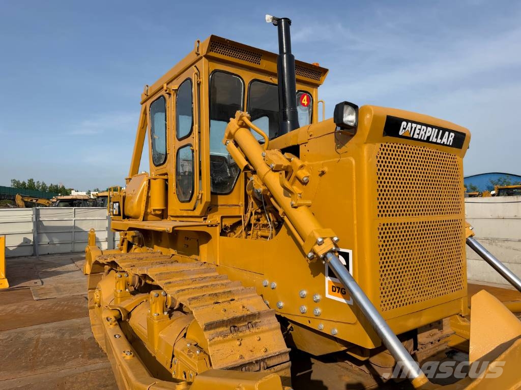 CAT D7G Crawler dozers