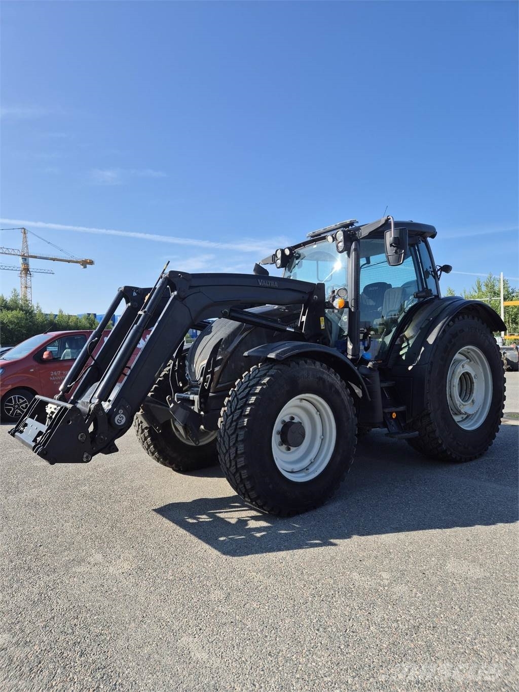 Valtra N175