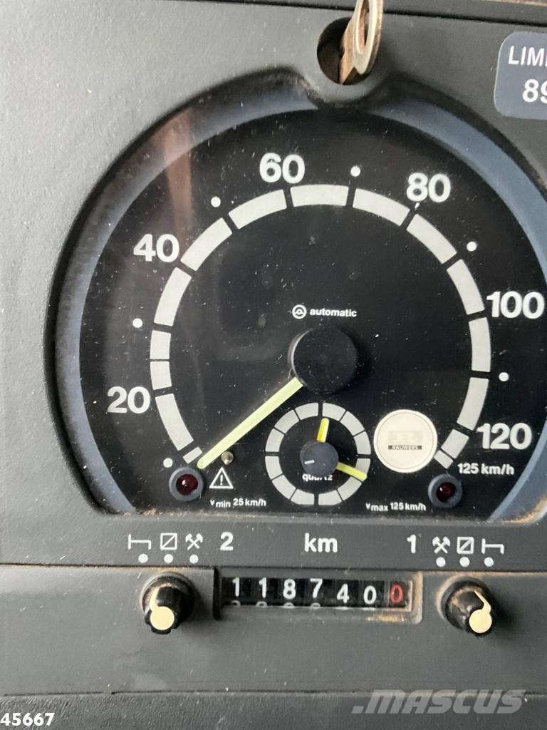 Scania T 93 4x2 Kipper met 31 Tonmeter laadkraan (bj 2005 Sora- ja kippiautot