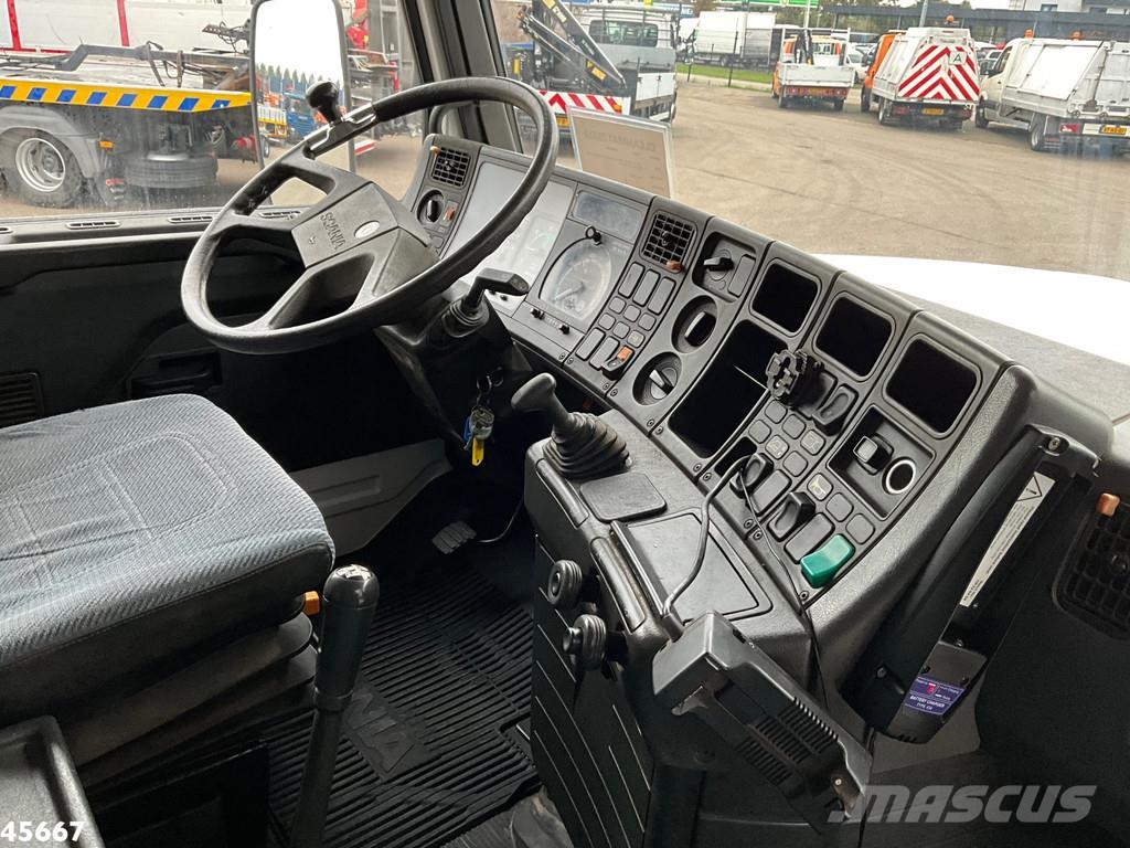 Scania T 93 4x2 Kipper met 31 Tonmeter laadkraan (bj 2005 Sora- ja kippiautot