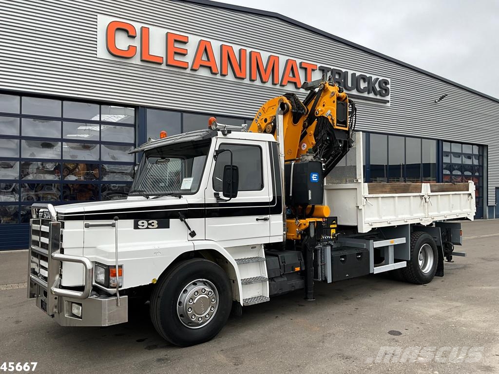 Scania T 93 4x2 Kipper met 31 Tonmeter laadkraan (bj 2005 Sora- ja kippiautot