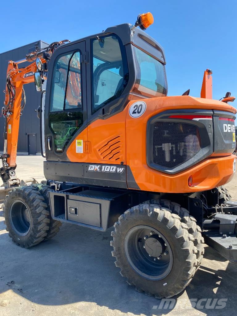 Develon Mobilbagger DX 100 W-7 Bagri na kolesih