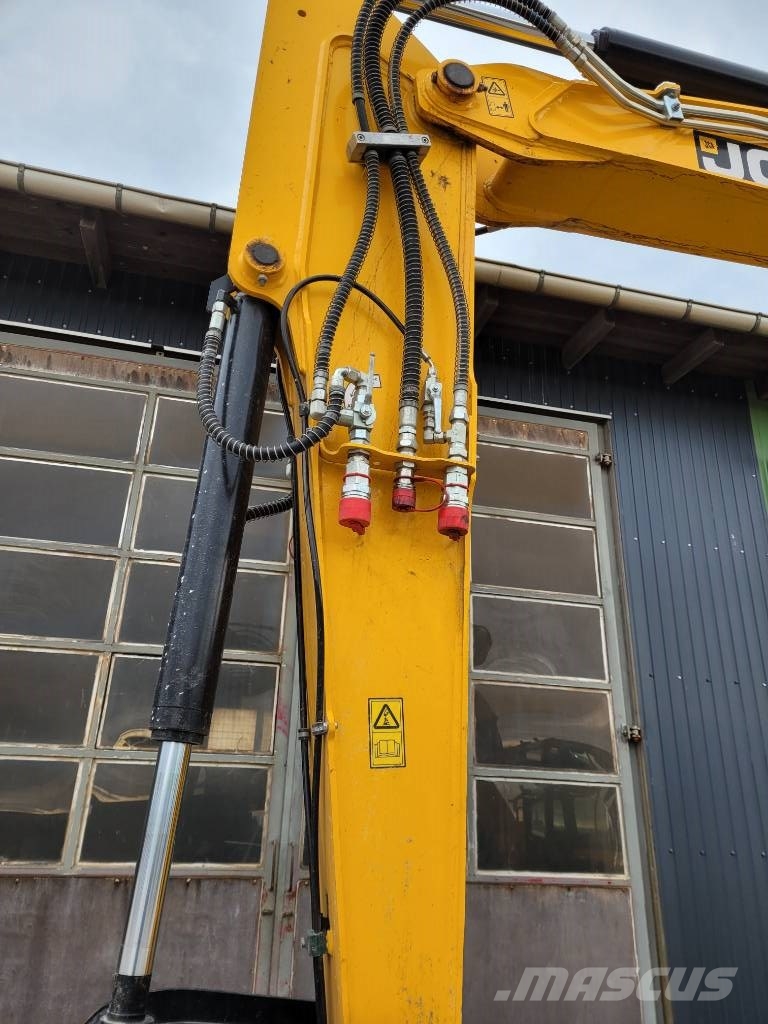 JCB 86 C-2 حفارات وسط 7 طن - 12 طن