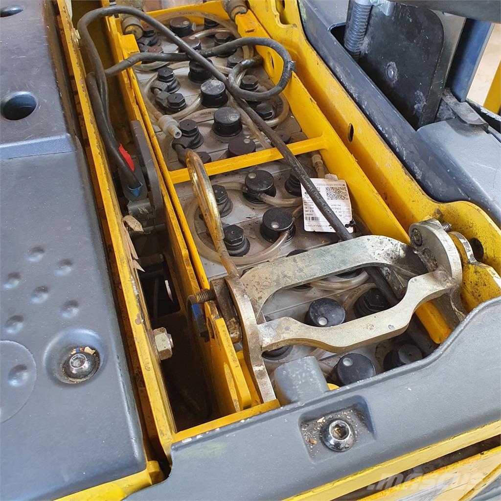 Linde P30C Bugsertruck