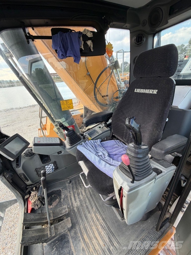 Liebherr R946 LC Long Reach Excavadoras sobre orugas
