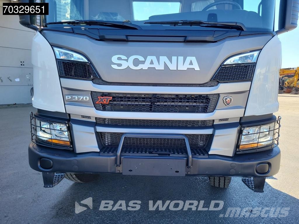 Scania P370 8X4 NEW 8x4 chassis Semi Automatic Euro 6 Шасі з кабіною