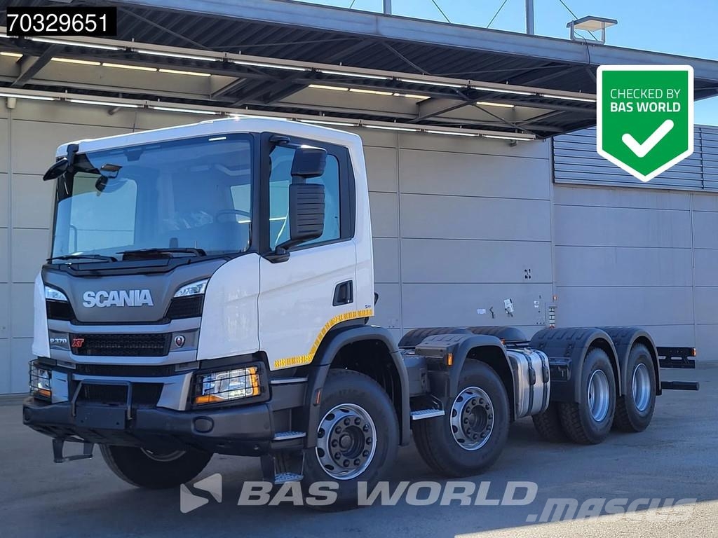 Scania P370 8X4 NEW 8x4 chassis Semi Automatic Euro 6 Шасі з кабіною