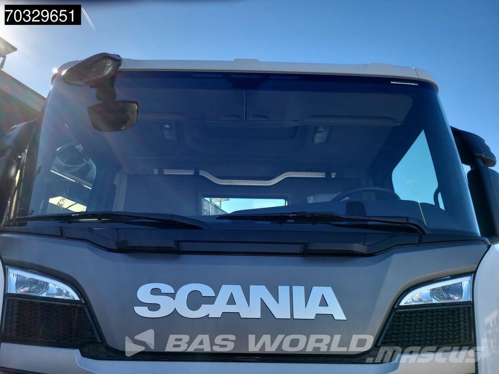 Scania P370 8X4 NEW 8x4 chassis Semi Automatic Euro 6 Шасі з кабіною