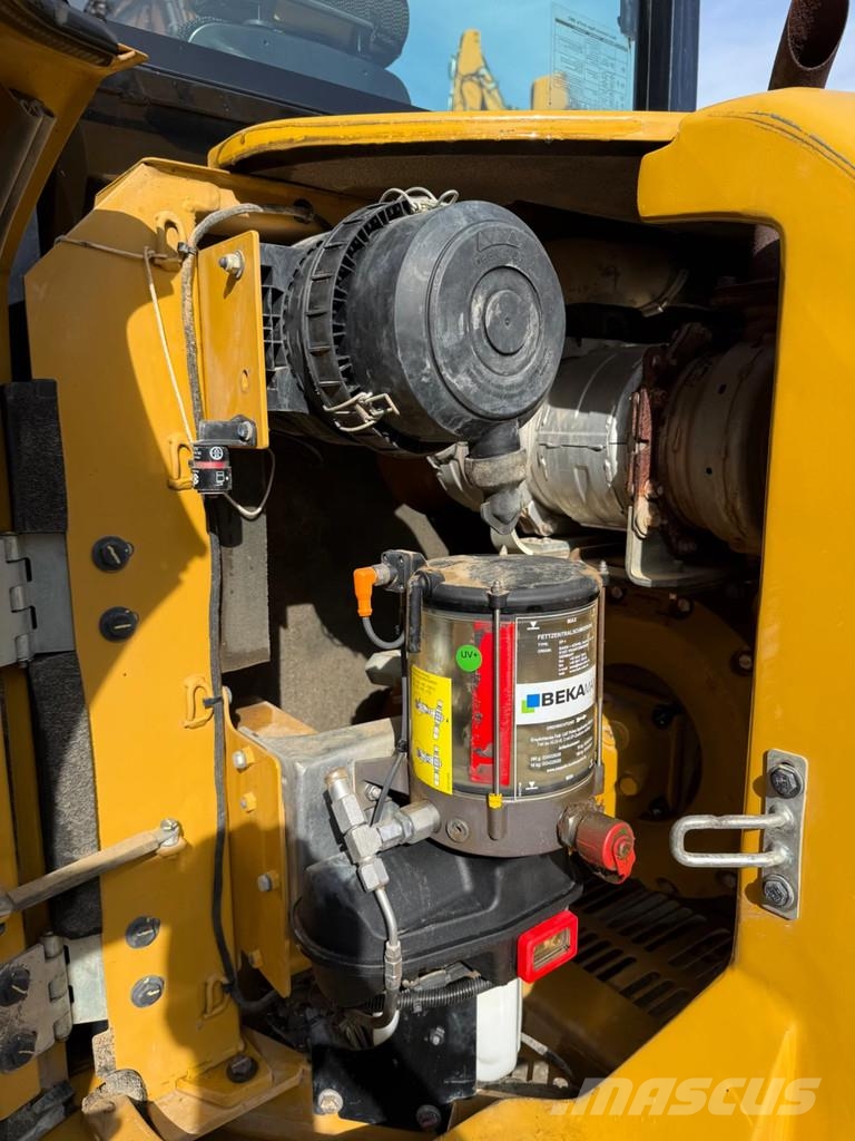 CAT 308E. Automatic Greasing 小型挖土機/掘鑿機<7t(小型挖掘機)