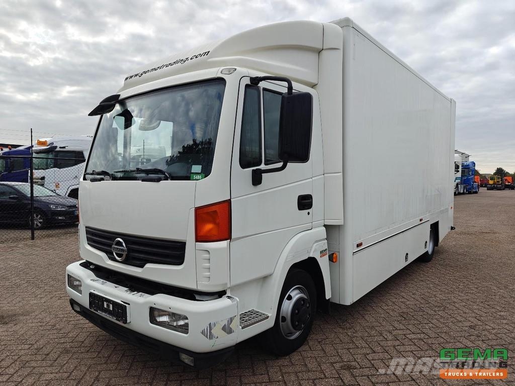 Nissan Atleon 4x2 Day Cab Euro5 - 8T - Boxed Body 5.3M + Skapbiler