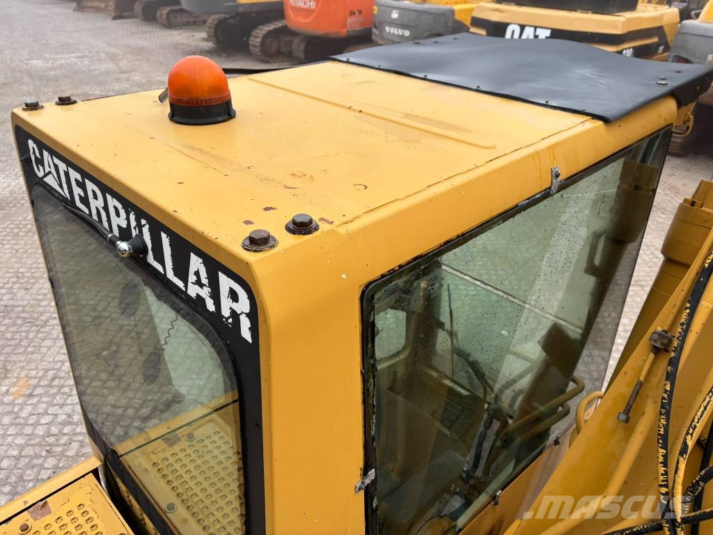 CAT 320 B L Rupsgraafmachines
