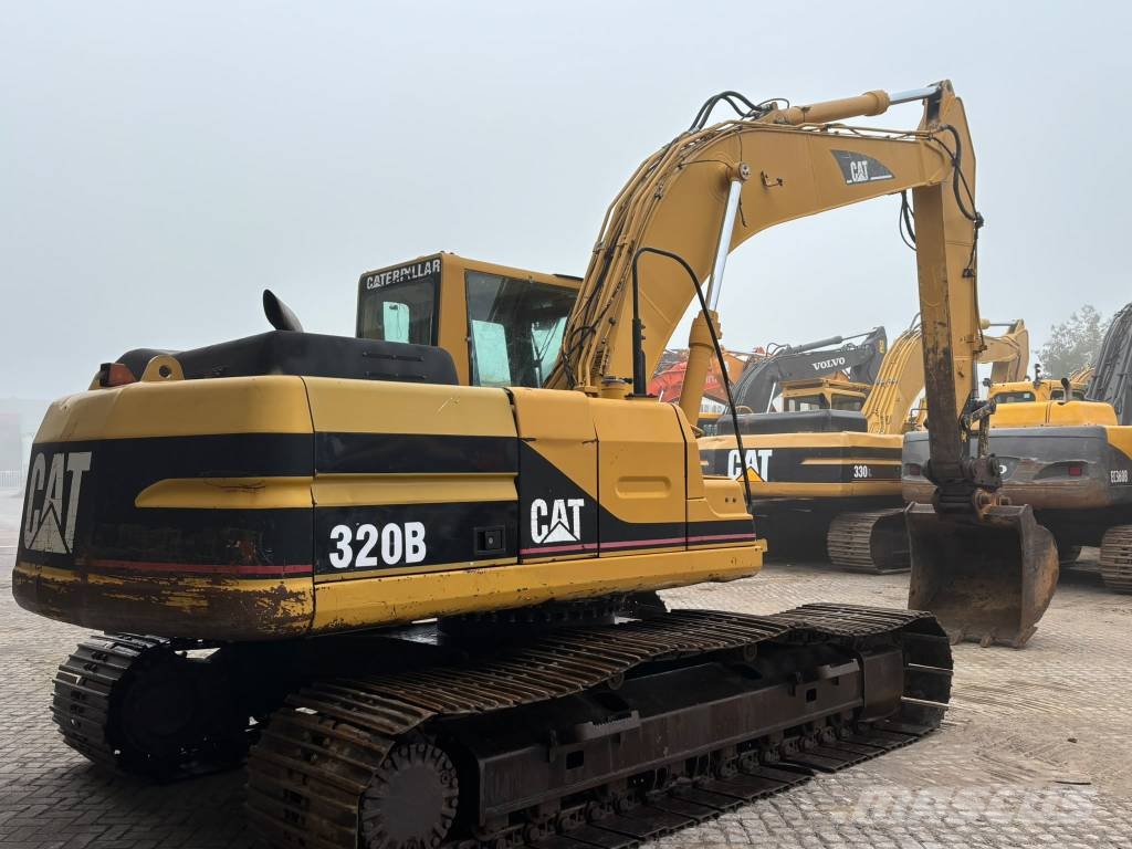 CAT 320 B L Rupsgraafmachines