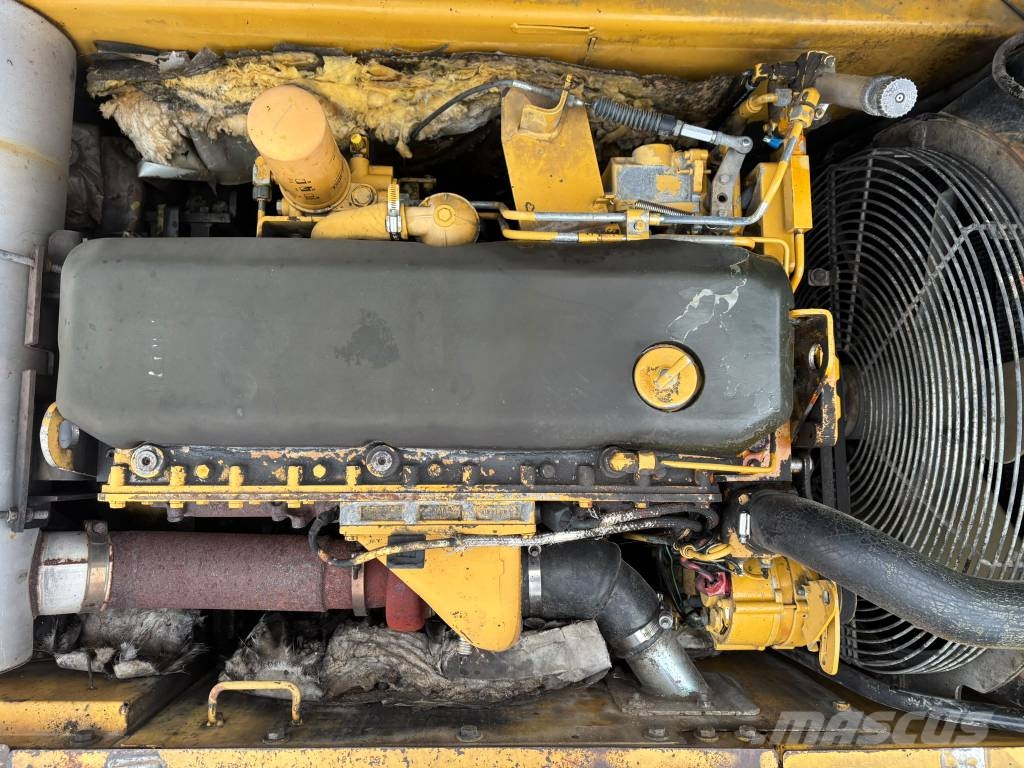 CAT 320 B L Rupsgraafmachines