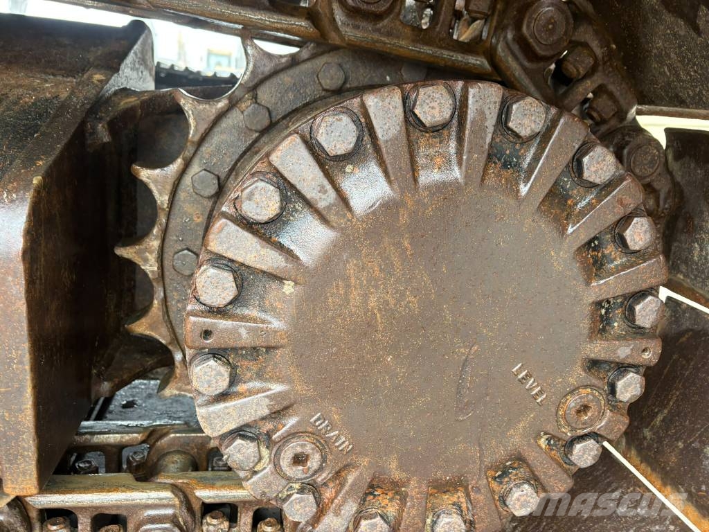 CAT 320 B L Rupsgraafmachines