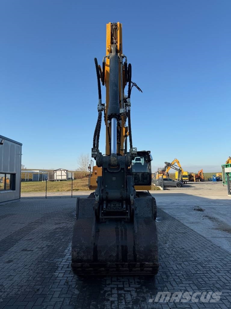Liebherr R 946 Kāpurķēžu ekskavatori