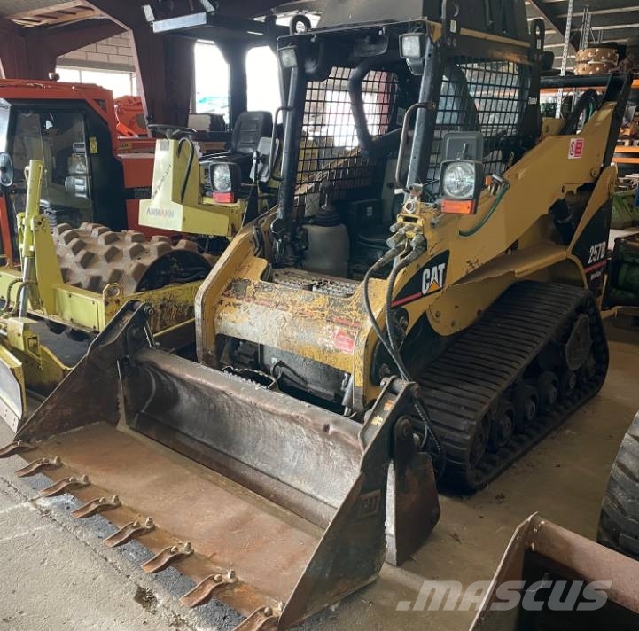 CAT 257B Skid steer loaders
