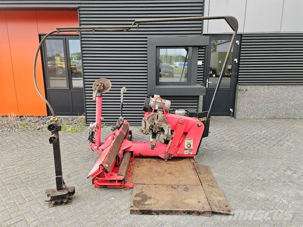 Tongguang T980 - Truck tyre changer/Bandendemontee أخرى