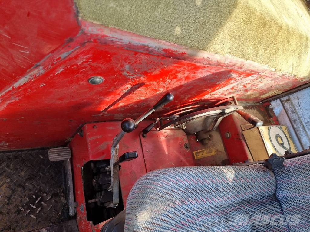 Massey Ferguson 274S 拖拉机/农用车