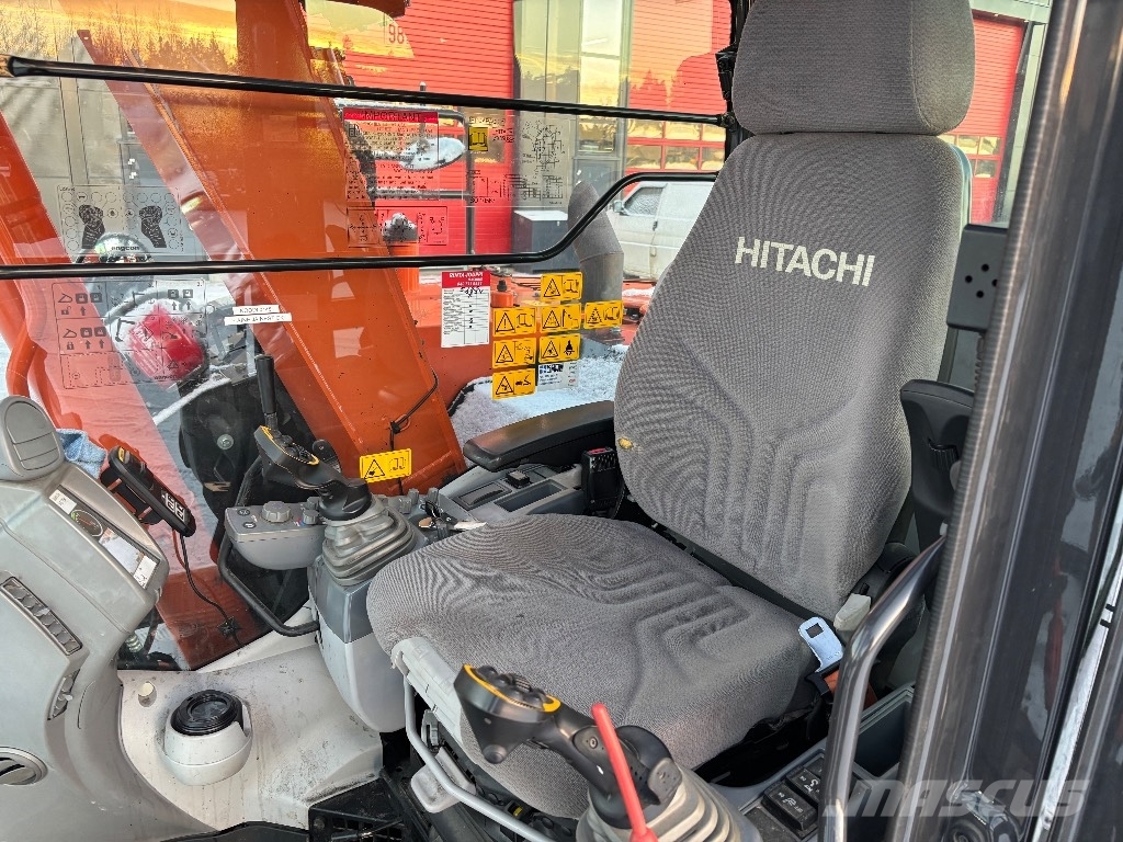 Hitachi ZX 85 US / Engcon, 600mm telat, 3 kauhaa Midikaivukoneet 7t - 12t