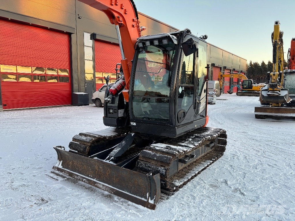 Hitachi ZX 85 US / Engcon, 600mm telat, 3 kauhaa Midikaivukoneet 7t - 12t