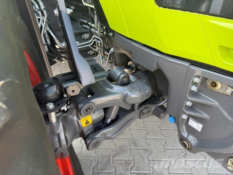 CLAAS ARION 470 Stage V F Traktori