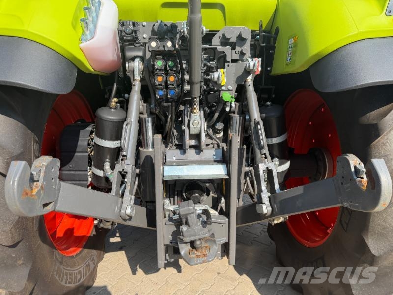 CLAAS ARION 470 Stage V F Traktori