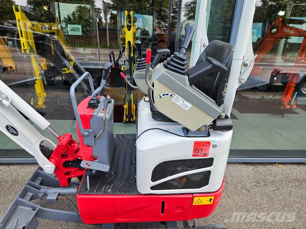 Takeuchi TB 210 R Mini bagri <7t