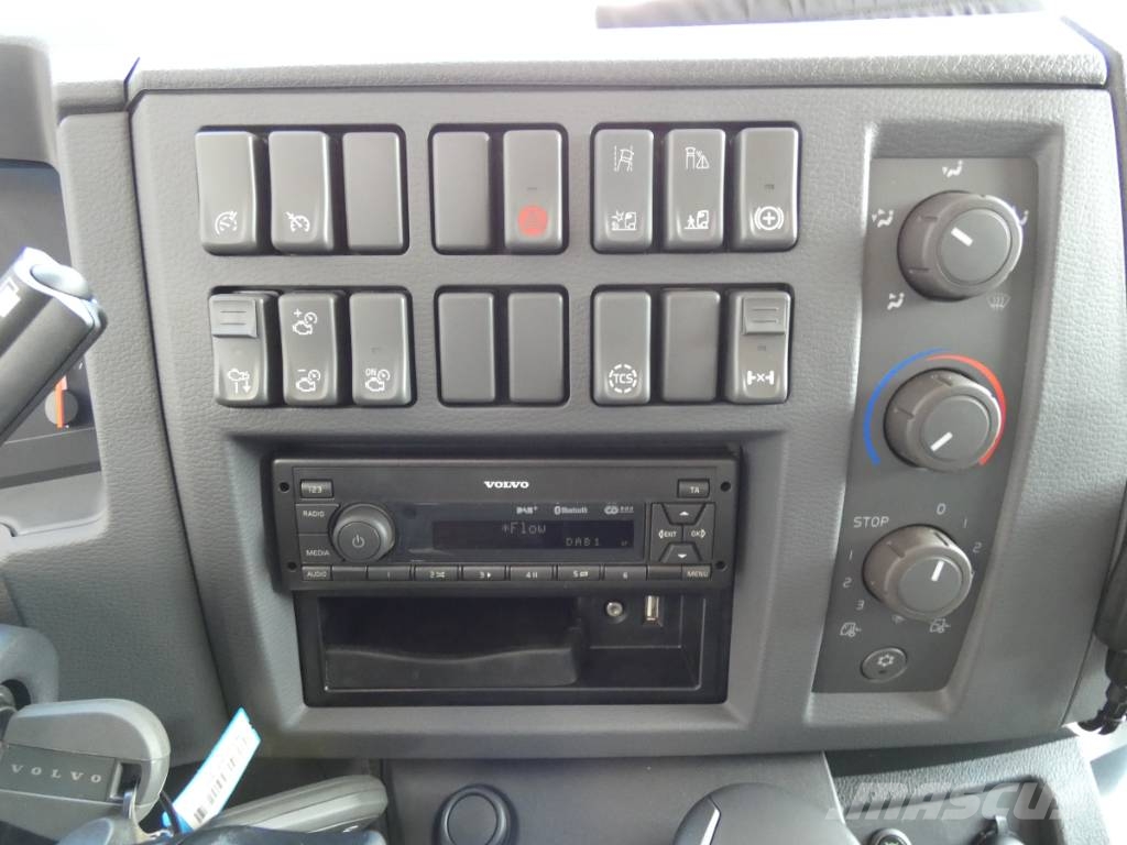 Volvo FL 12.240 m. Kran Camiones grúa