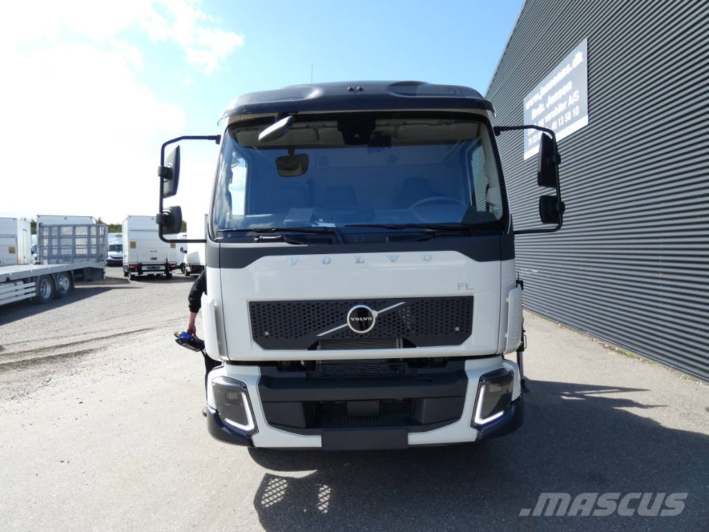 Volvo FL 12.240 m. Kran Camiones grúa