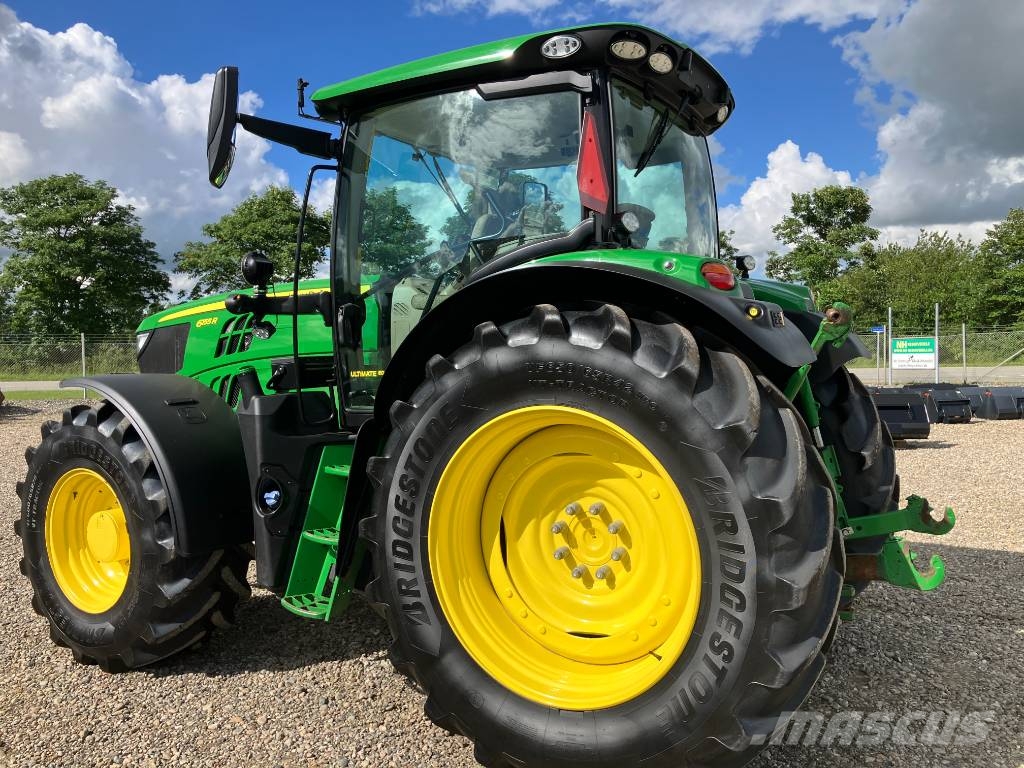 John Deere 6155 R Tractoren