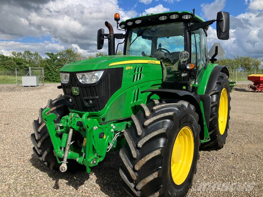 John Deere 6155 R Tractoren