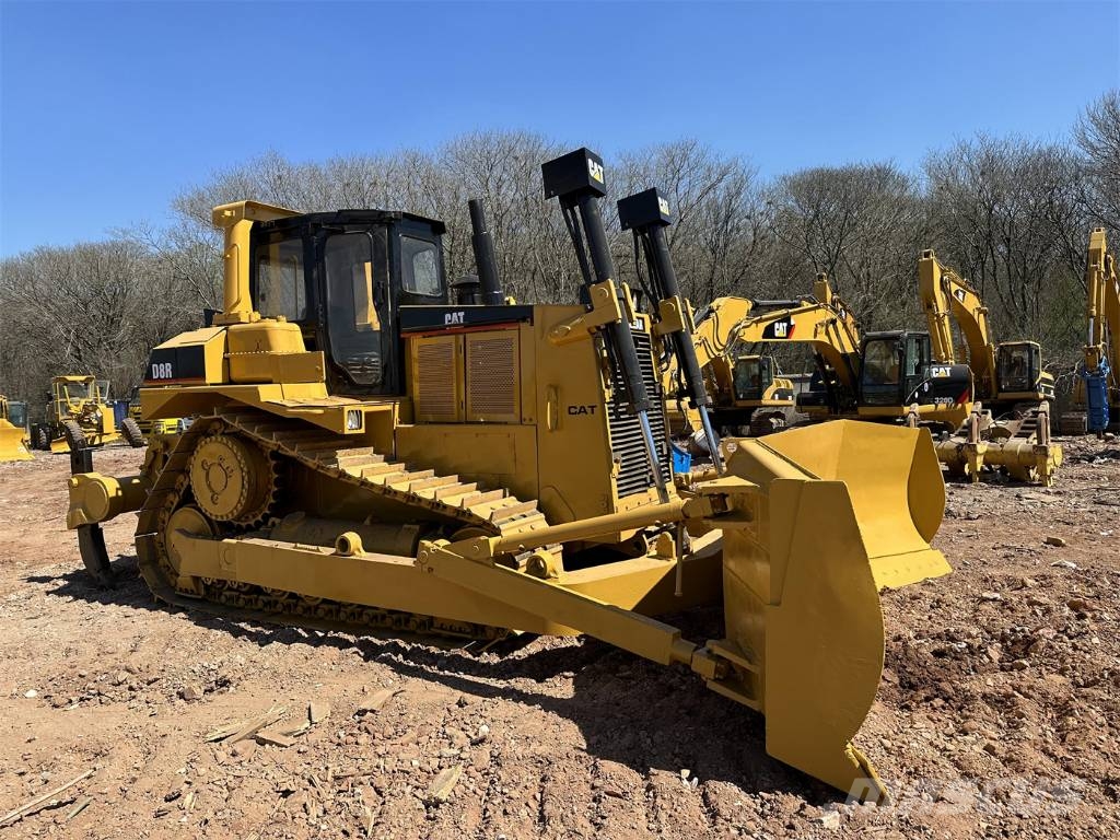 CAT D8R ブルドーザー