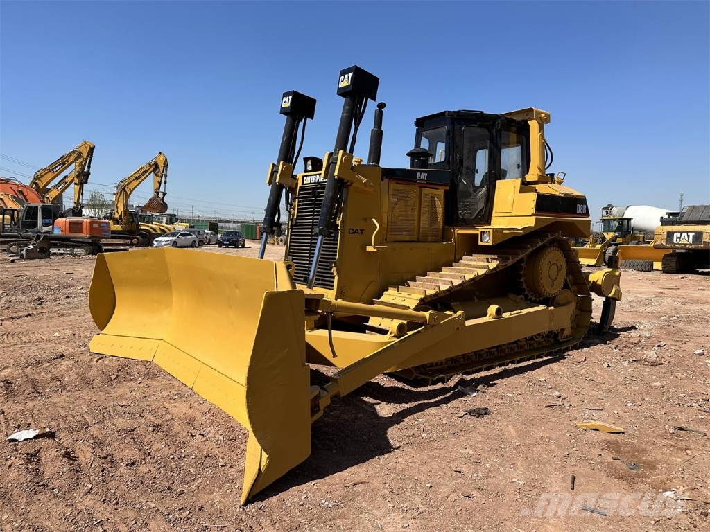 CAT D8R ブルドーザー