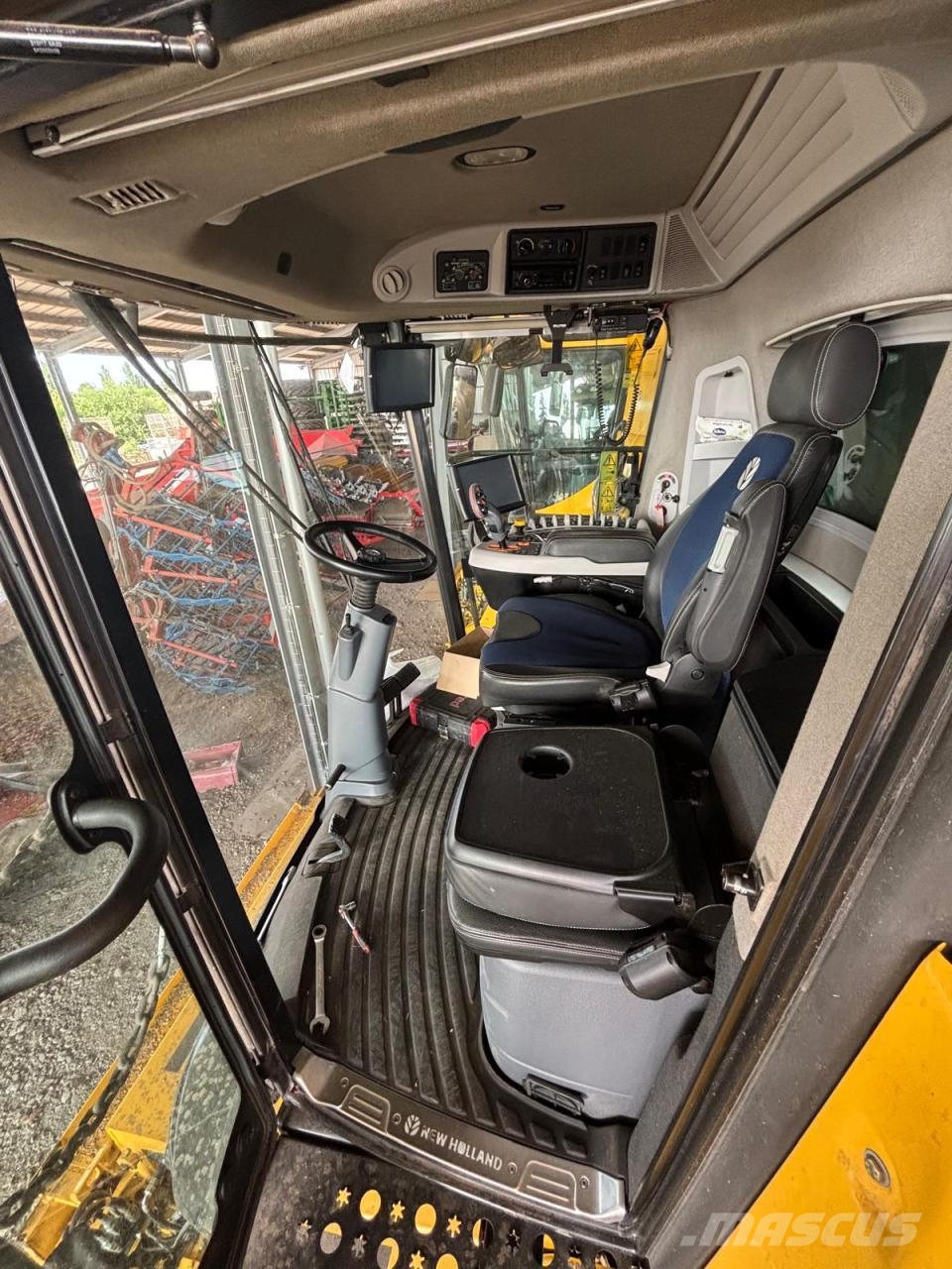 New Holland CR 10.90 Mähdrescher