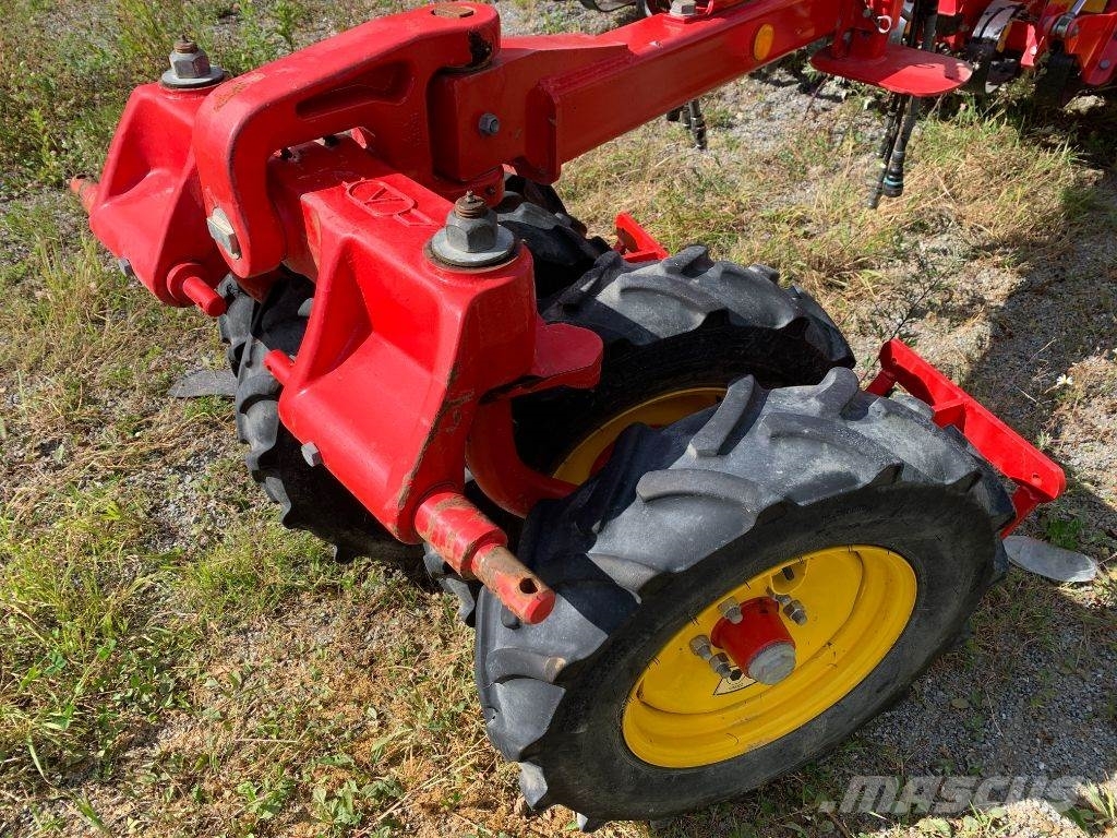Väderstad Rapid RD 400C مثاقيب مدمجة